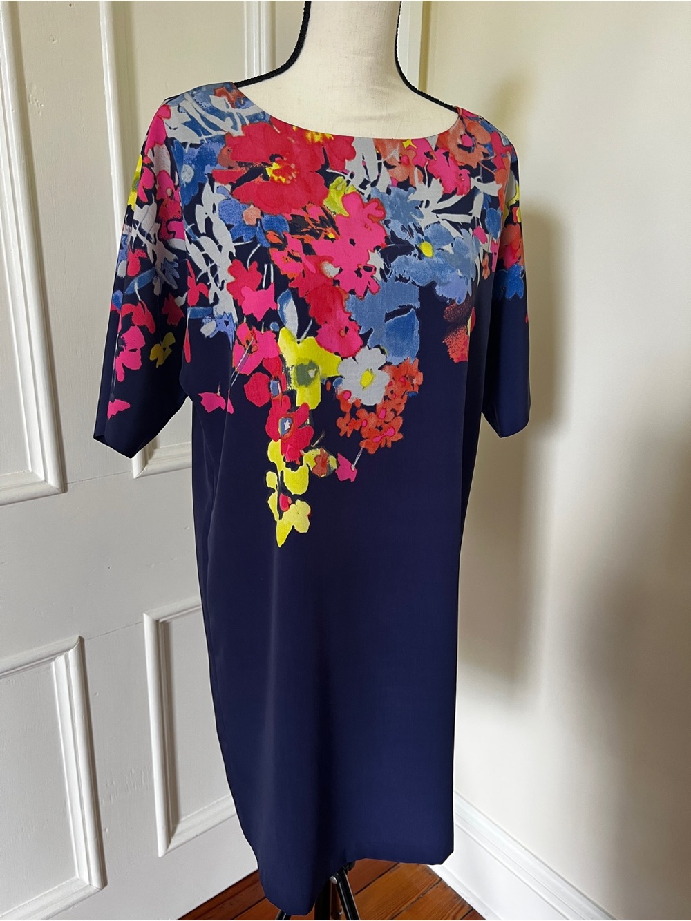 LOFT navy floral midi dress | size M